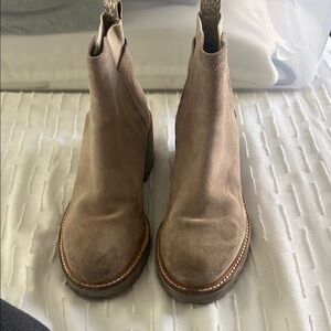 Women's Tan Suede Ankle Boots